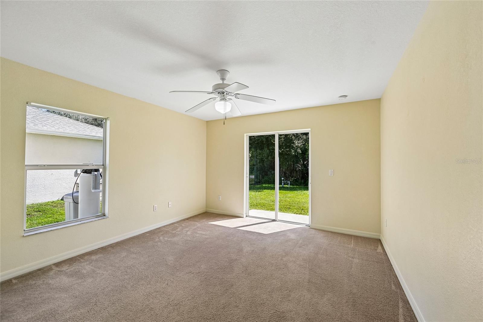 1806 Boswell St Property Photo 24