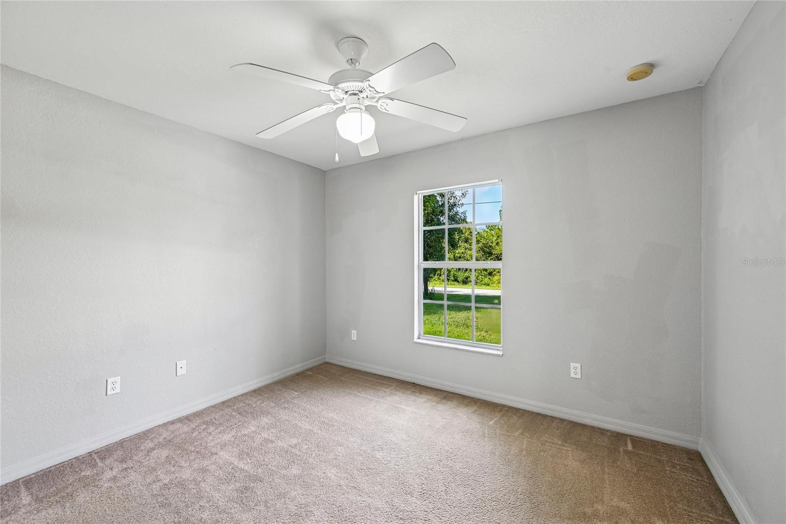 1806 Boswell St Property Photo 30