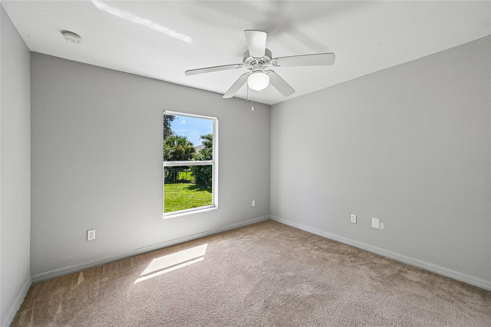 1806 Boswell St Property Photo 33