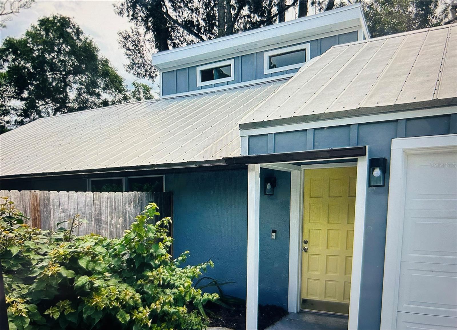 4219 Murdock Ave Property Photo 1