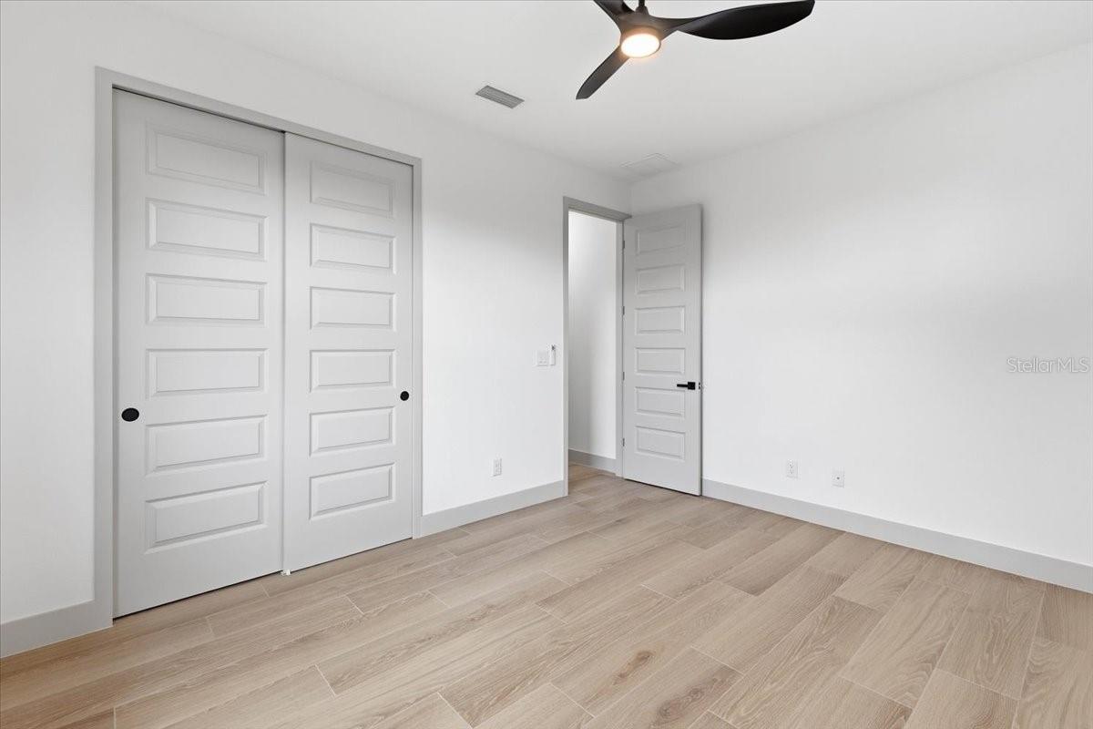 11209 Chalet Ave Property Photo 31
