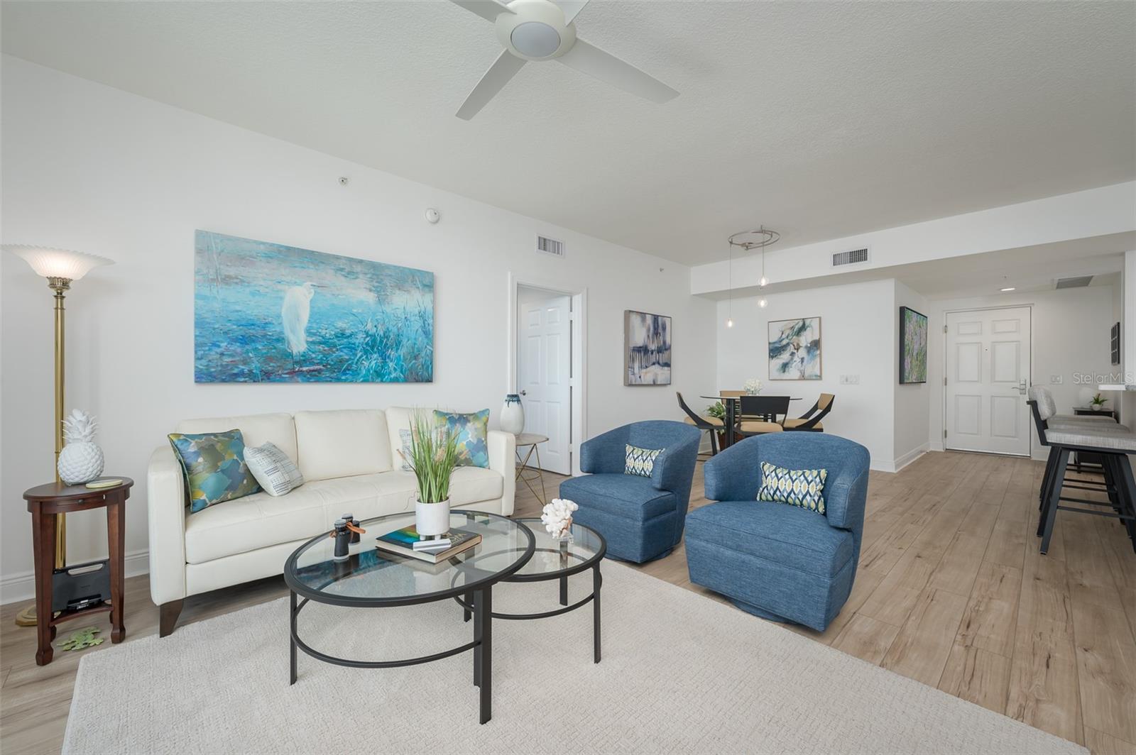 800 N Tamiami Trl #815 Property Photo 12