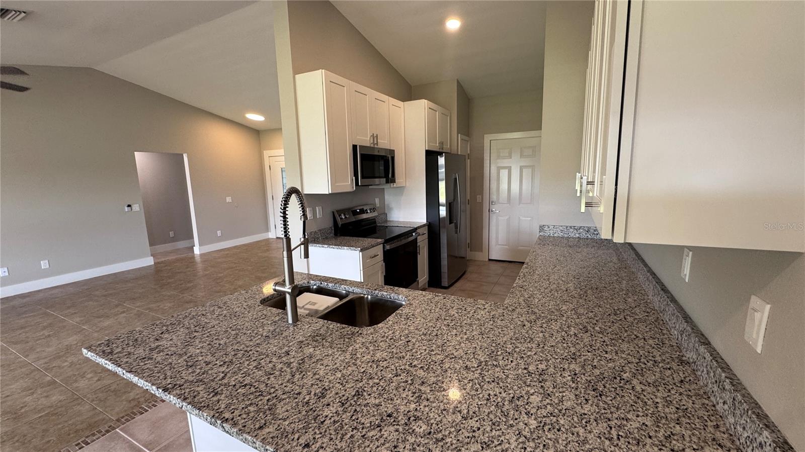 11728 Shirburn Cir Property Photo 10