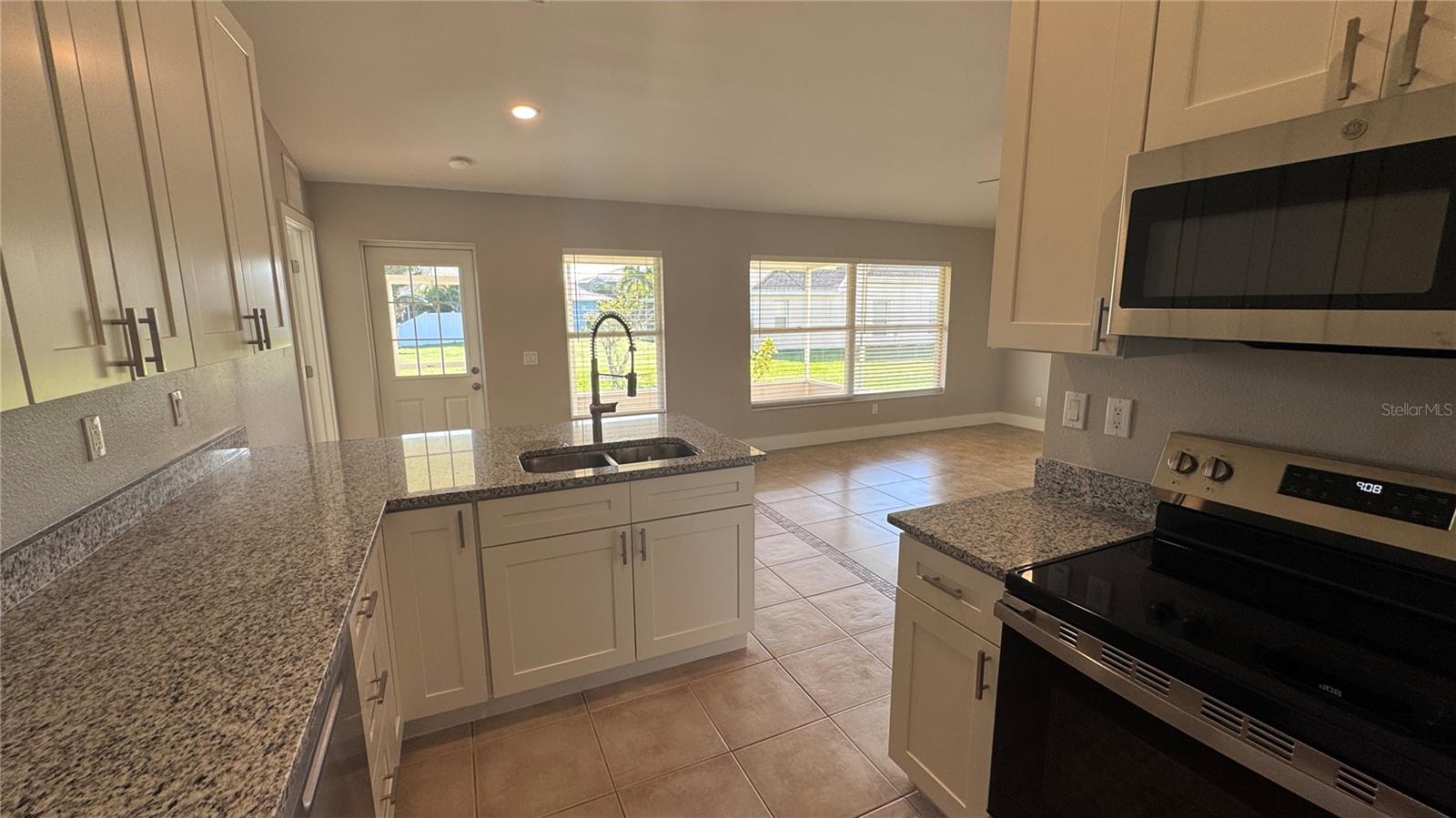 11728 Shirburn Cir Property Photo 11