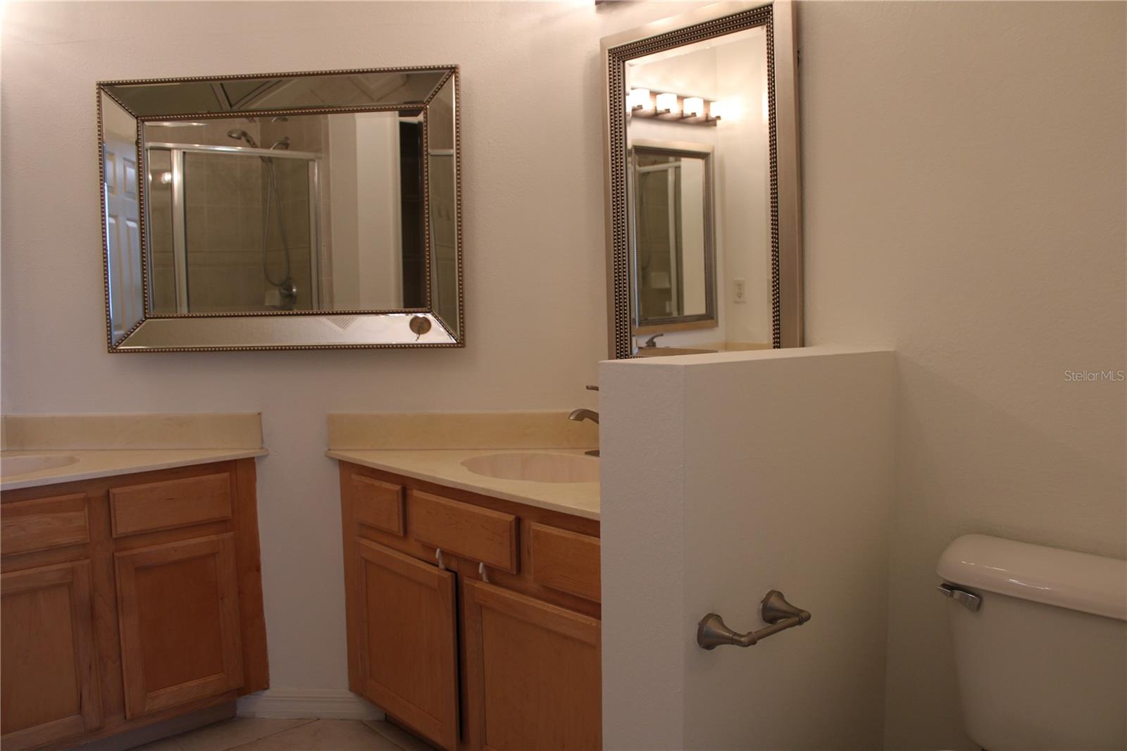 3429 Parkridge Cir #19-103 Property Photo 22