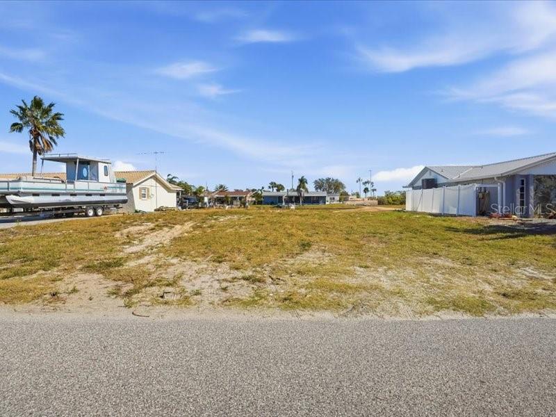 13612 Garris Dr Property Photo 5