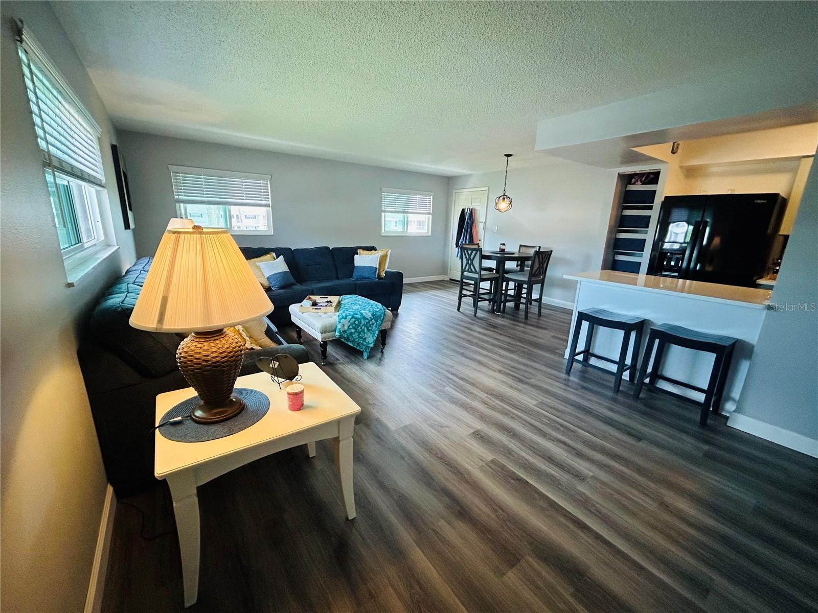 105 47th Avenue Dr W #377 Property Photo 5