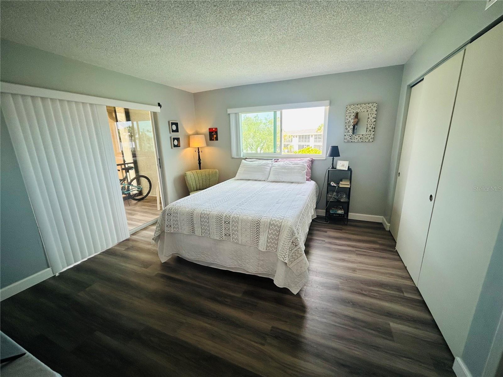 105 47th Avenue Dr W #377 Property Photo 19
