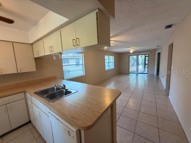 4445 Worcester Rd Property Photo 5