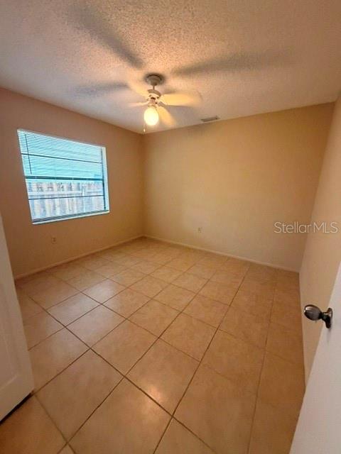 4445 Worcester Rd Property Photo 9