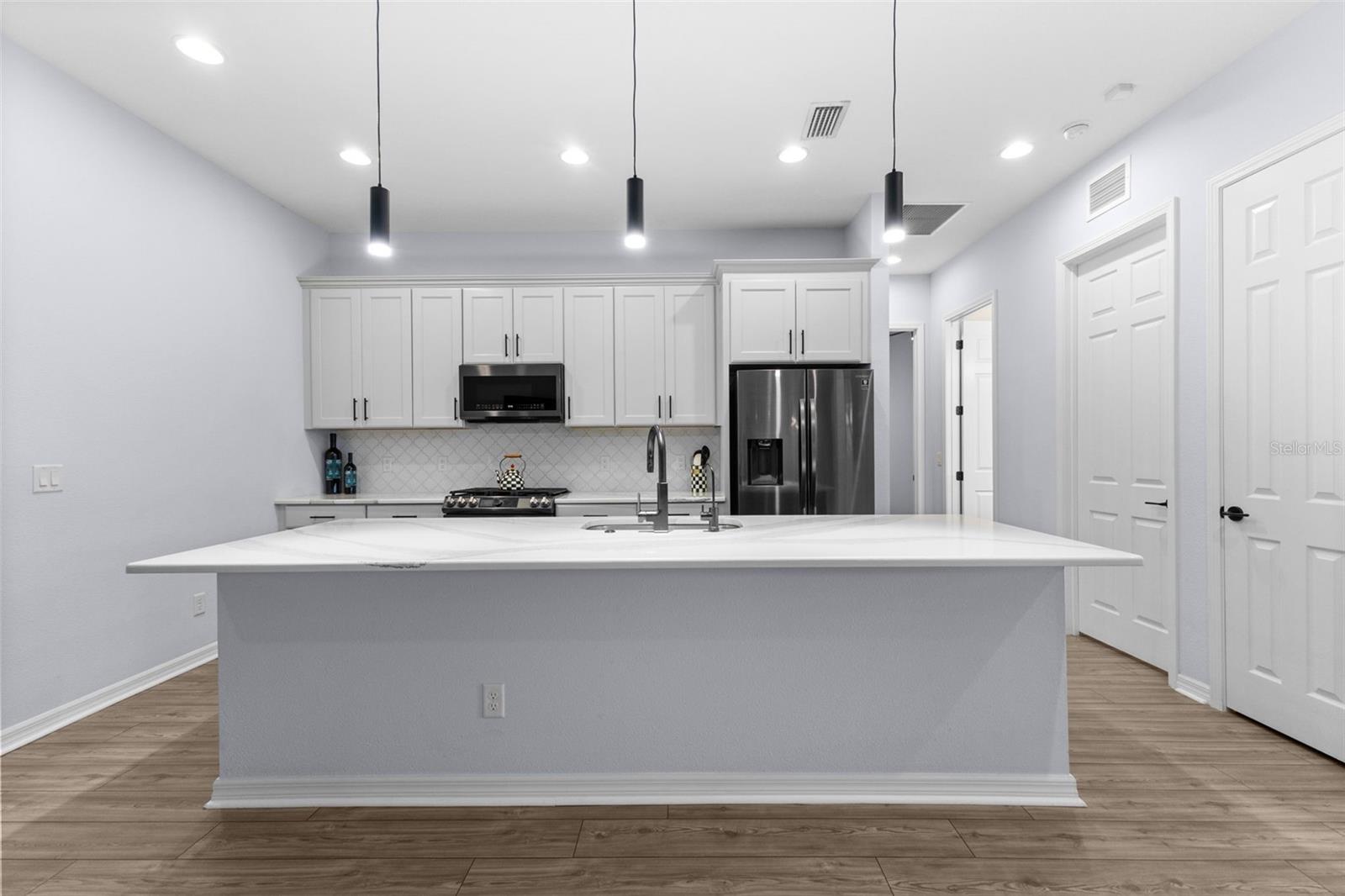 12743 Rainwashed Loop Property Photo 8
