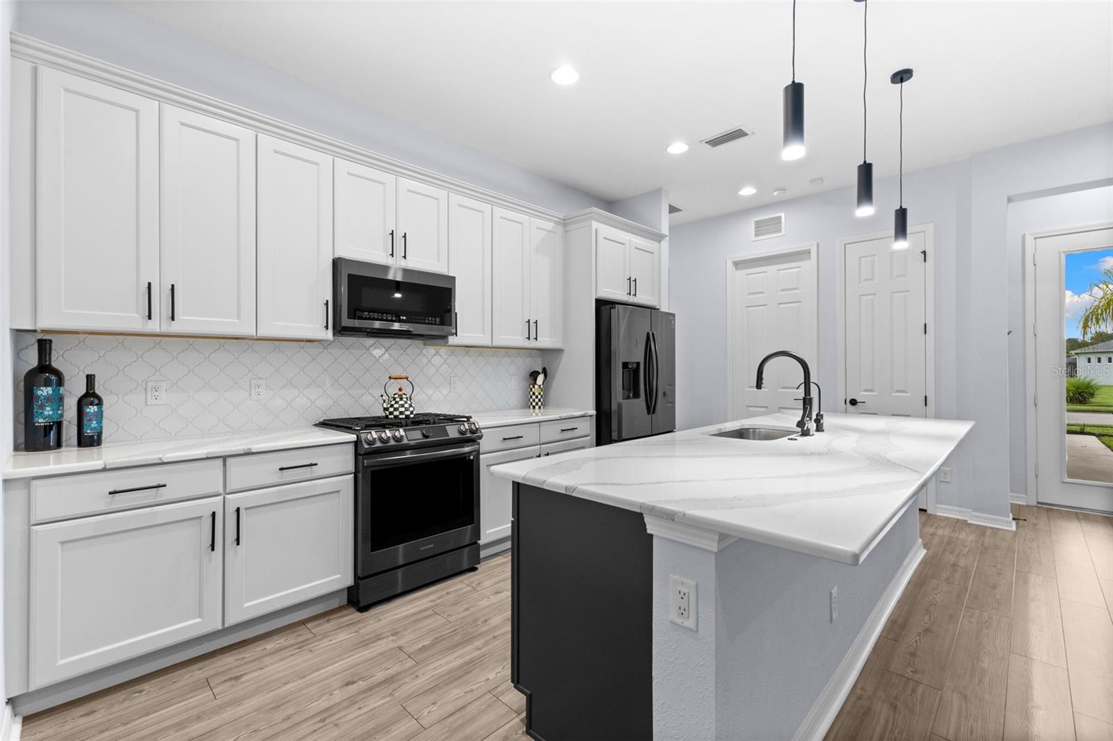 12743 Rainwashed Loop Property Photo 9