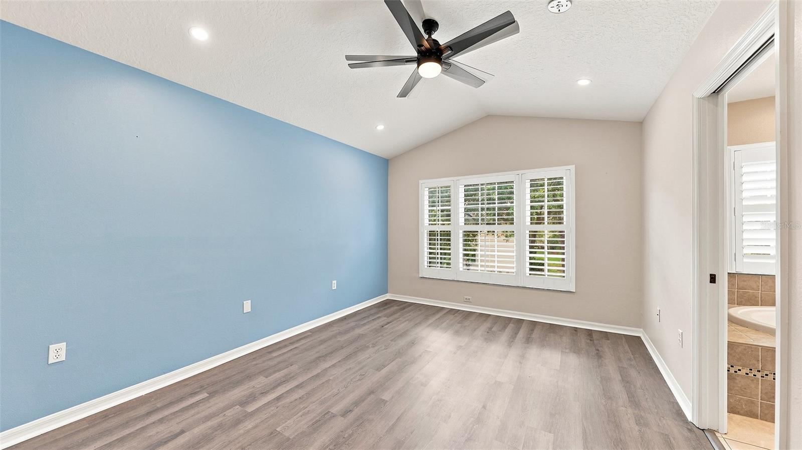 6302 Rosefinch Ct #102 Property Photo 23