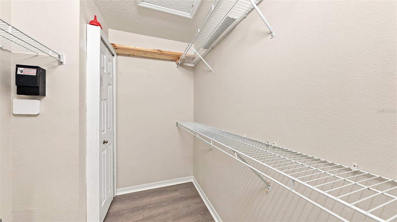6302 Rosefinch Ct #102 Property Photo 37