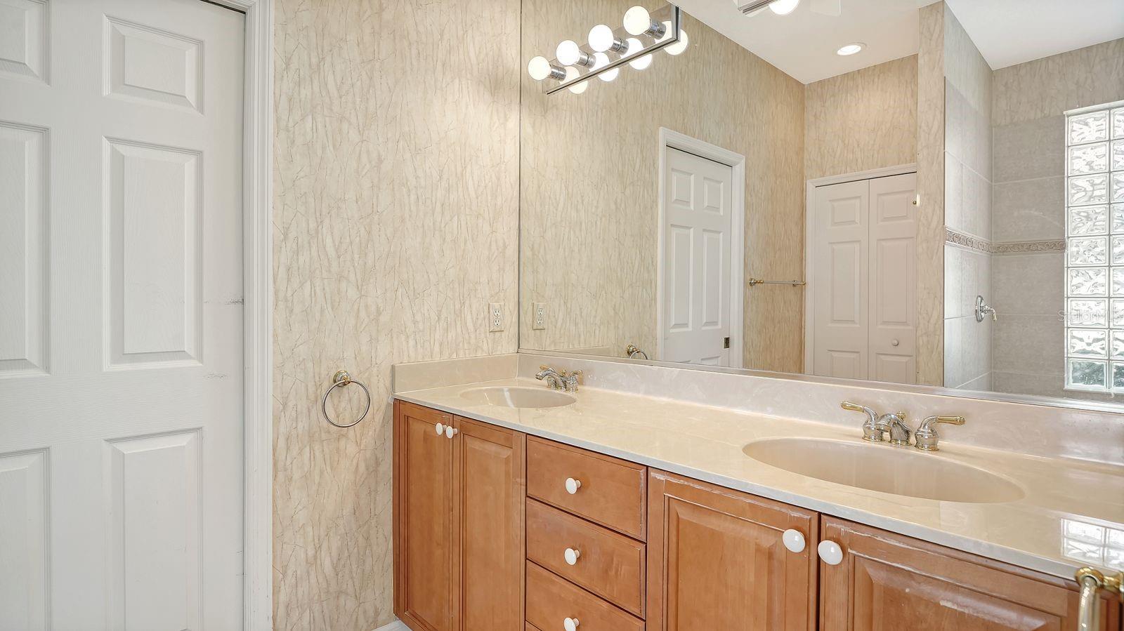 6734 Pebble Beach Way Property Photo 25