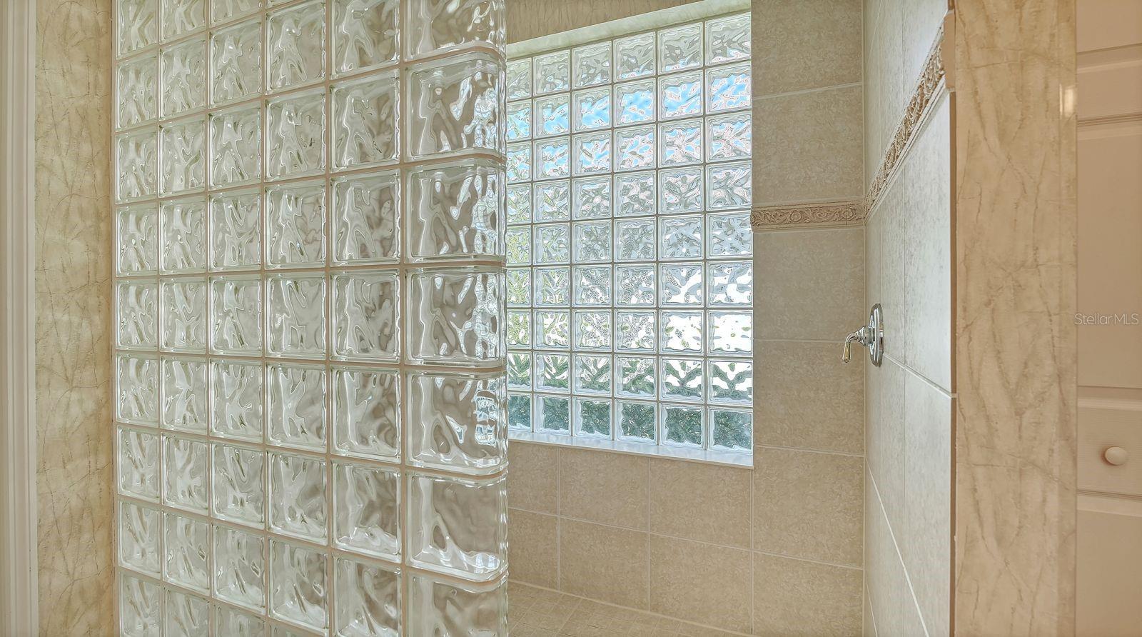 6734 Pebble Beach Way Property Photo 26