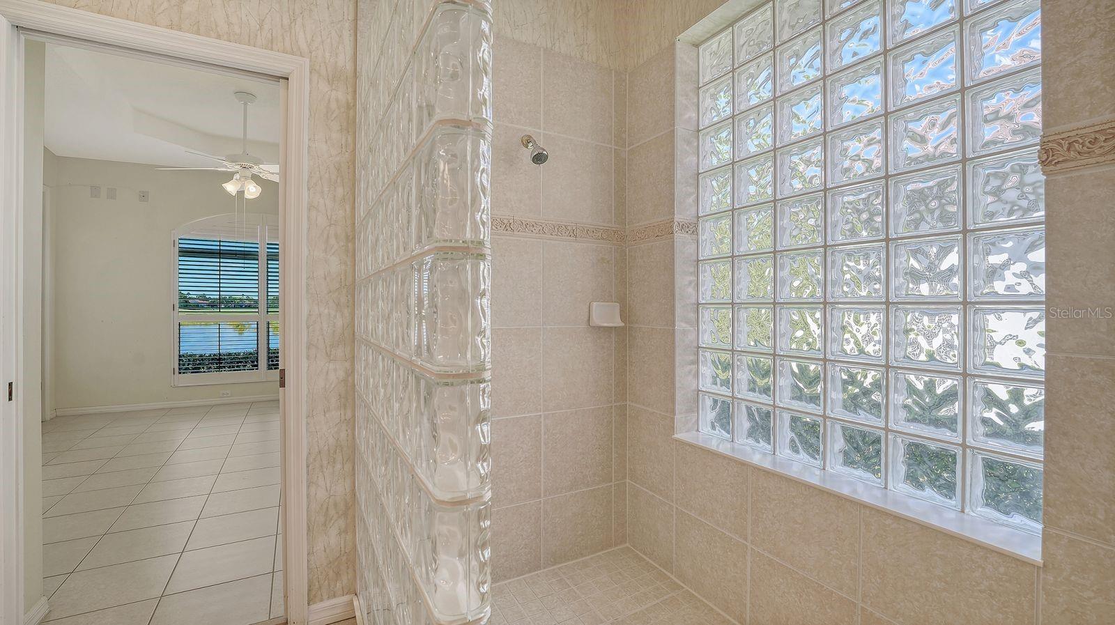 6734 Pebble Beach Way Property Photo 27