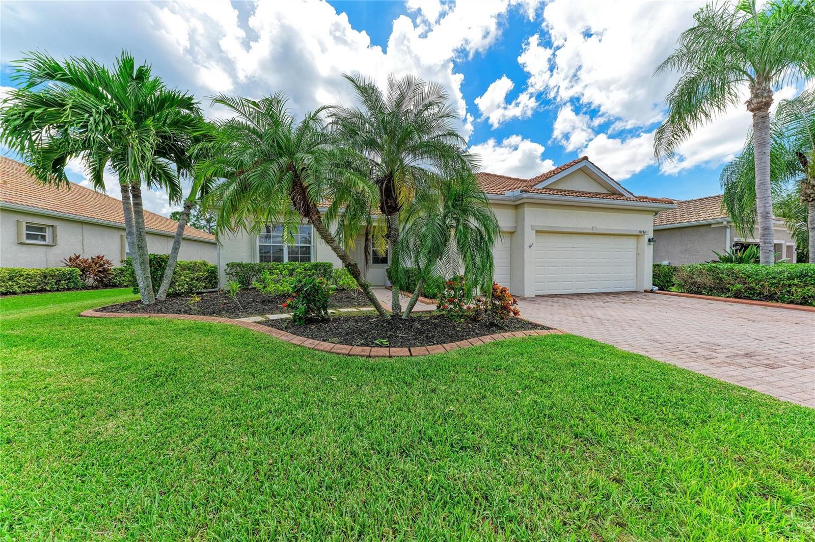 11794 GRANITE WOODS LOOP Property Photo 1
