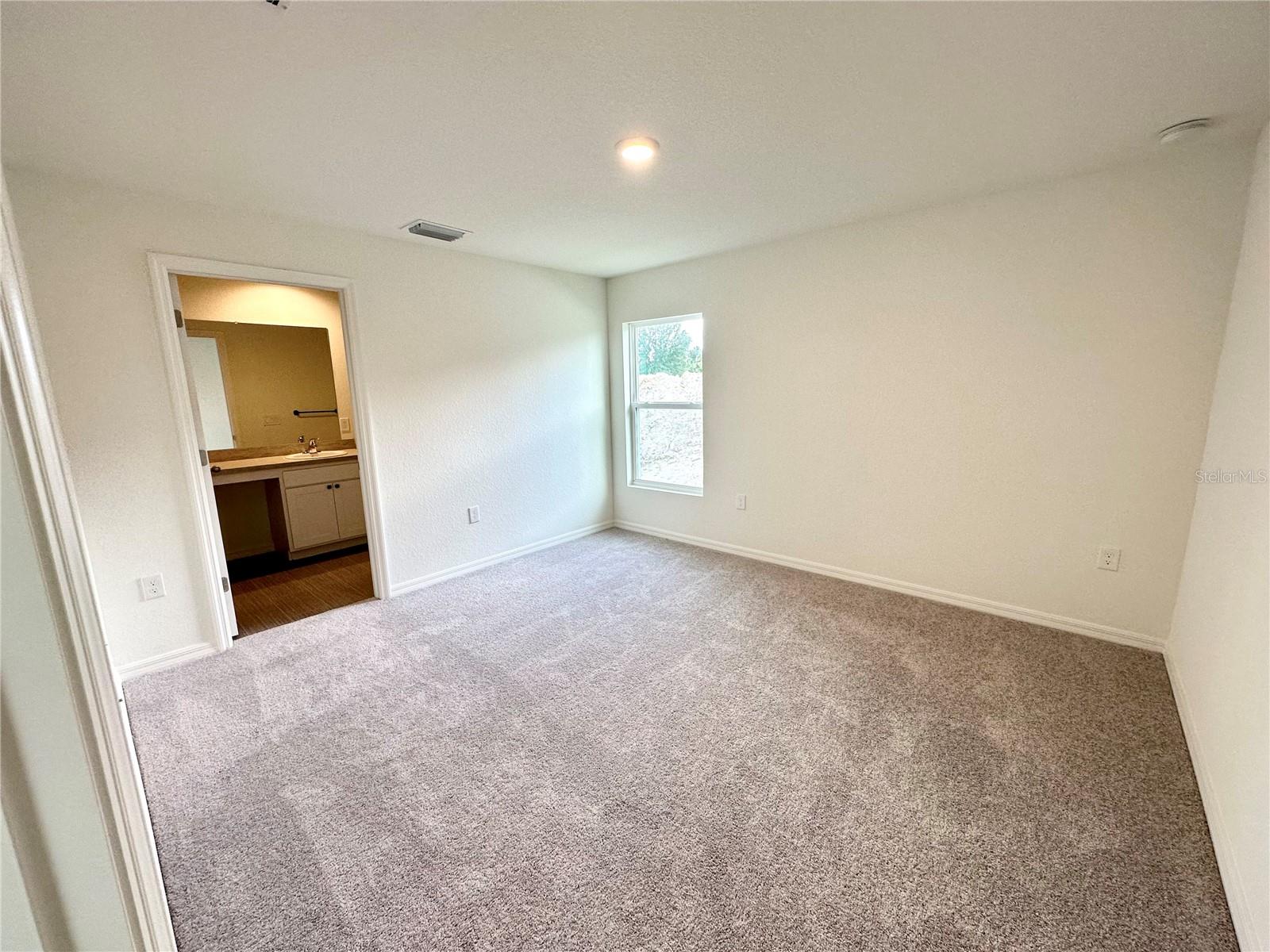 20223 Blaine Ave Property Photo 13