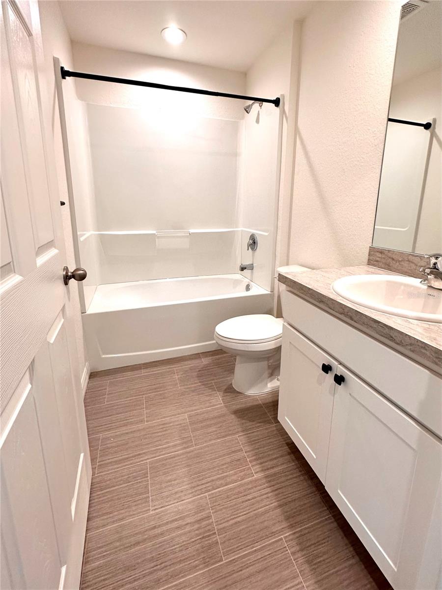 20223 Blaine Ave Property Photo 14