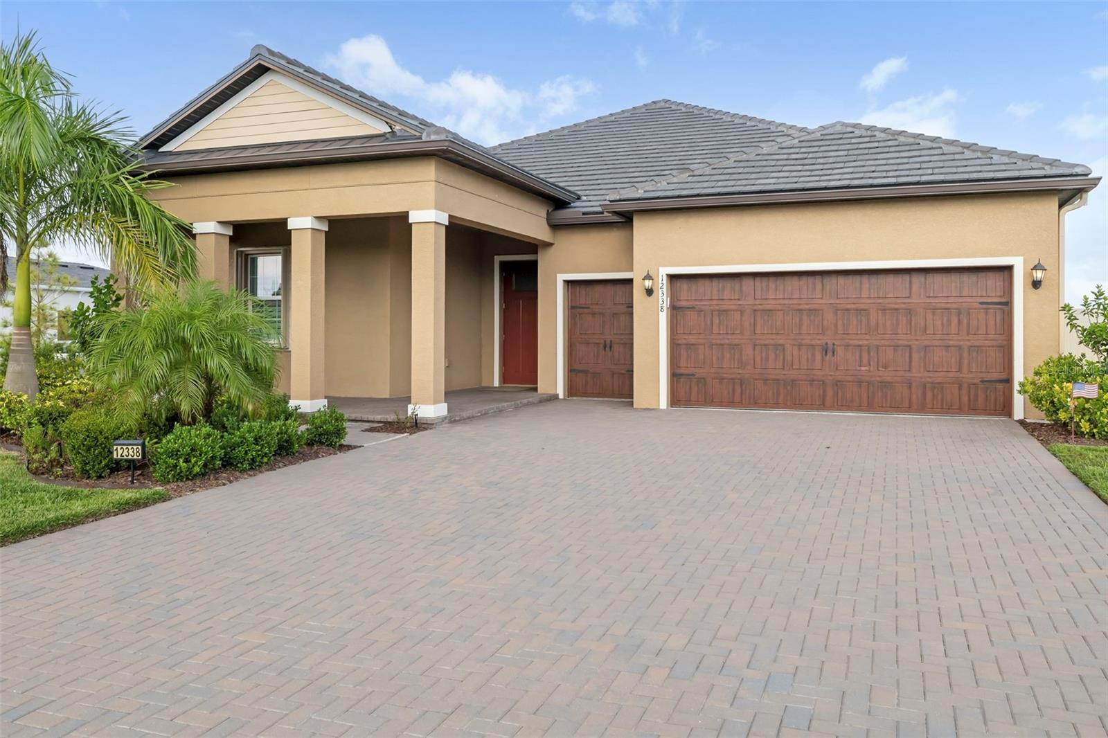 12338 Violet Jasper Dr Property Photo 5