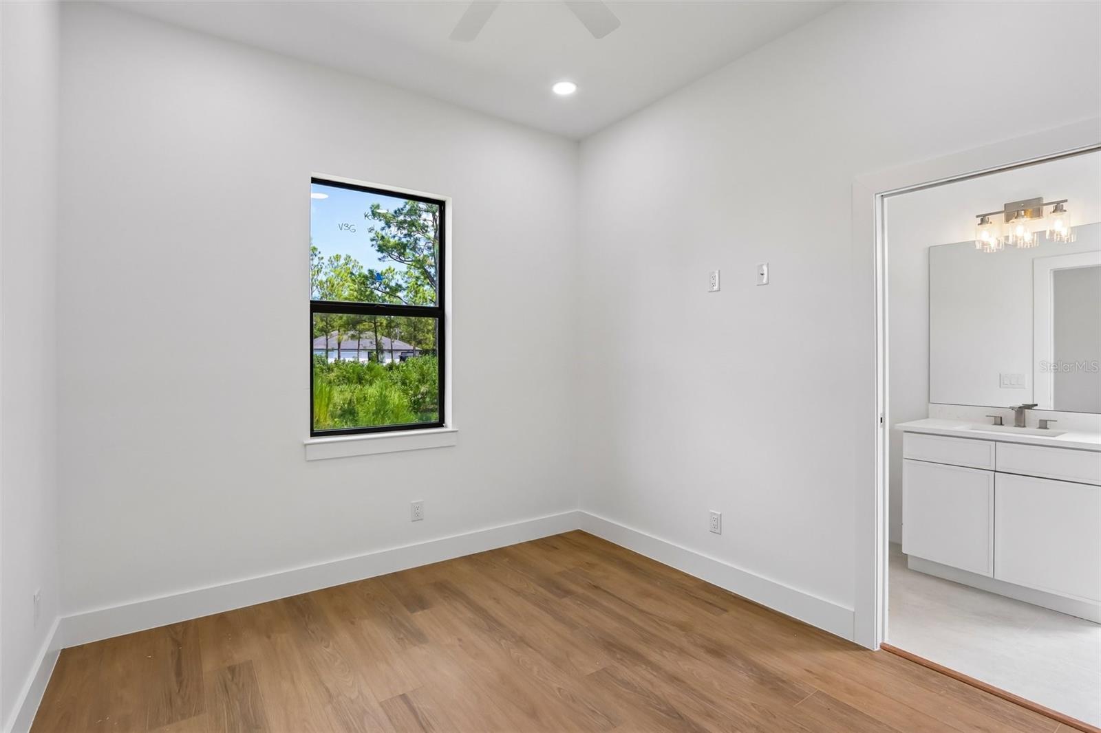 1016 State Ave Property Photo 16