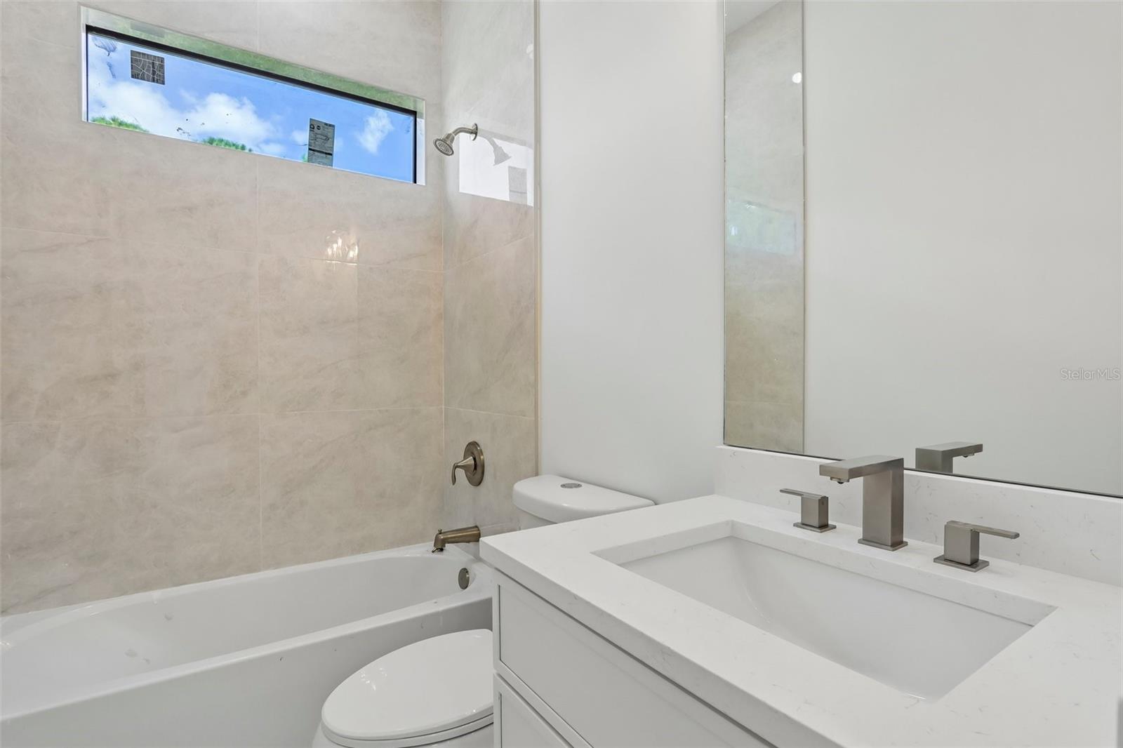 1016 State Ave Property Photo 21