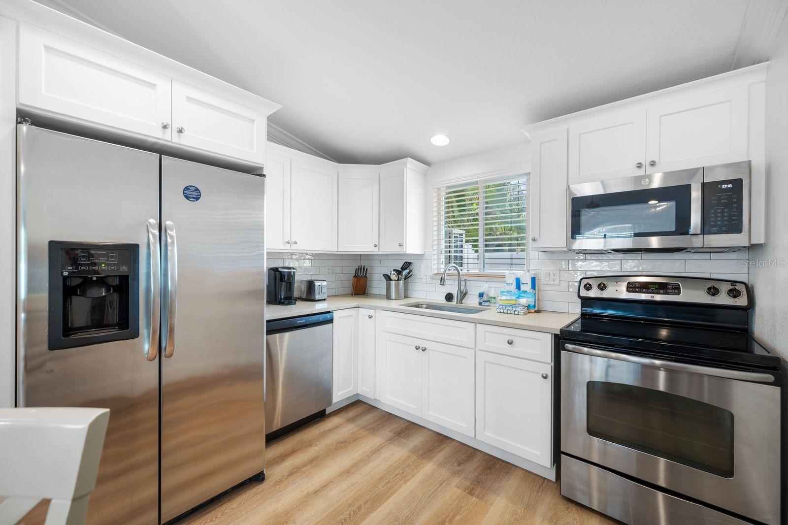 3007 Avenue E #b Property Photo 10