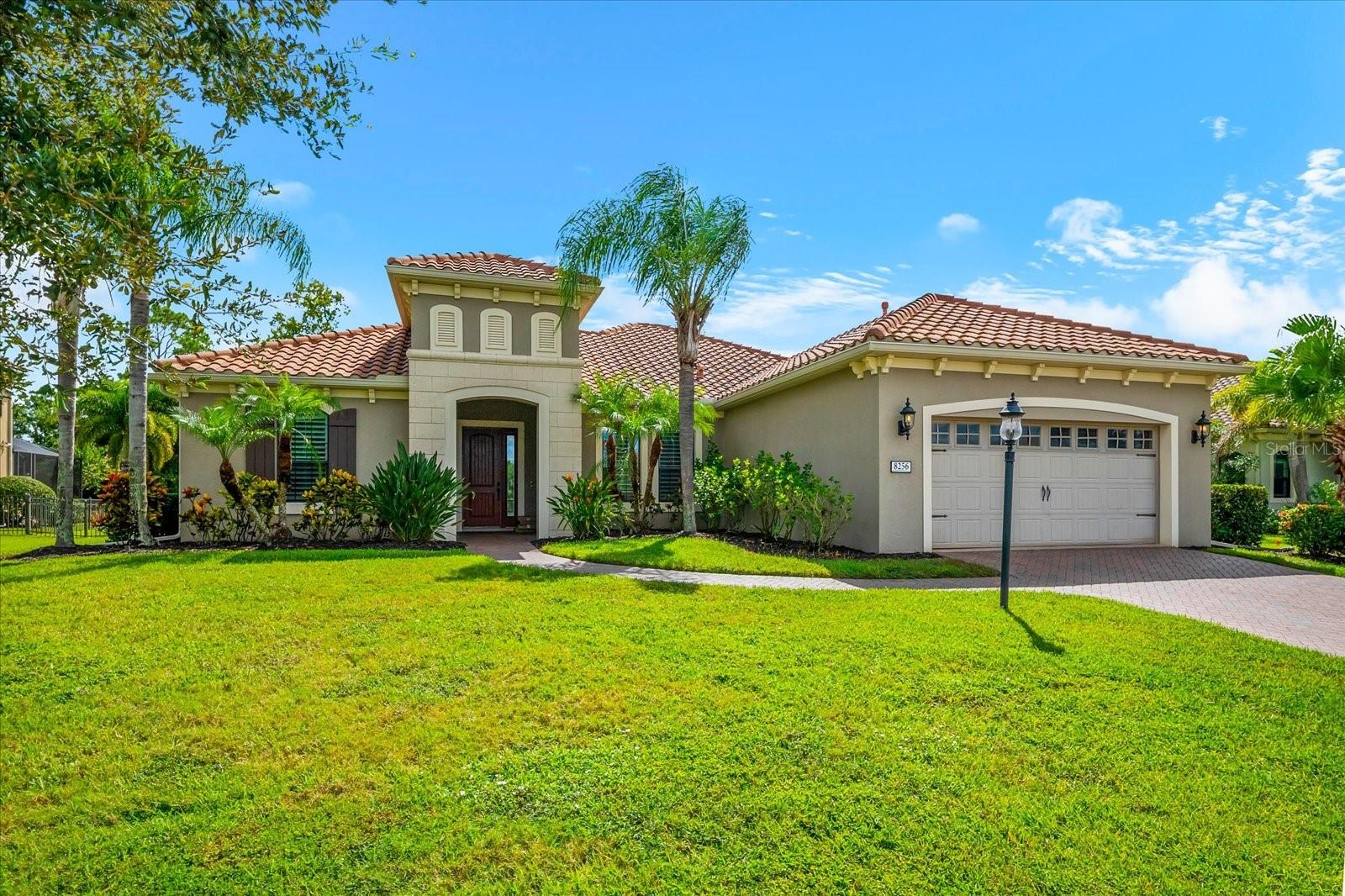 8256 Larkspur Cir Property Photo 1