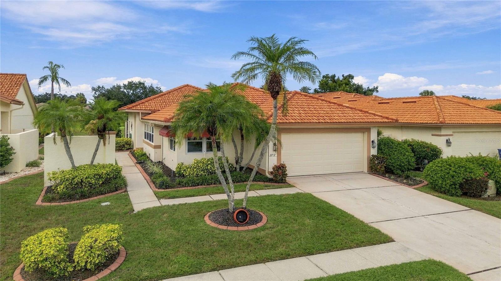 4712 PERIDIA BLVD E Property Photo 1