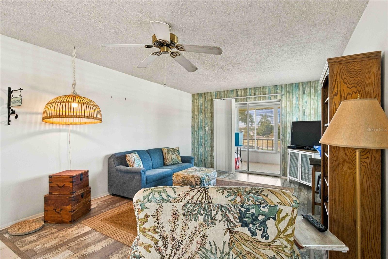 304 47th Avenue Dr W #313 Property Photo 17