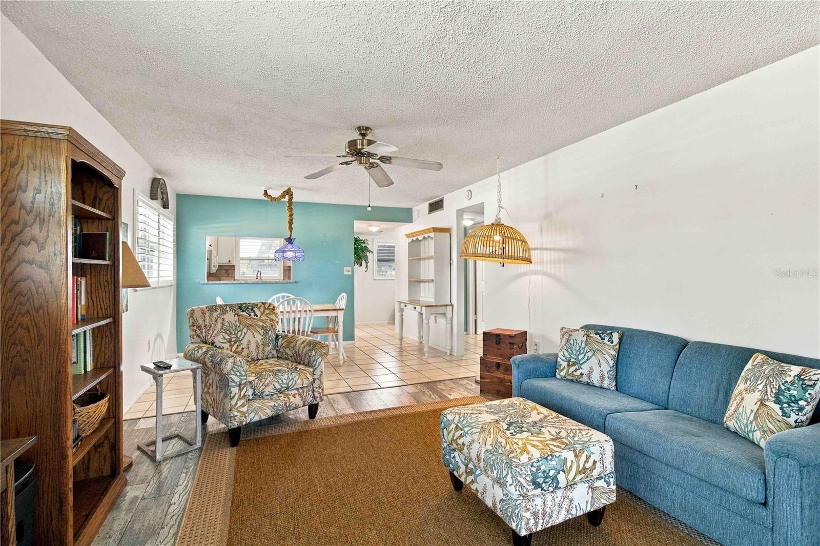 304 47th Avenue Dr W #313 Property Photo 18