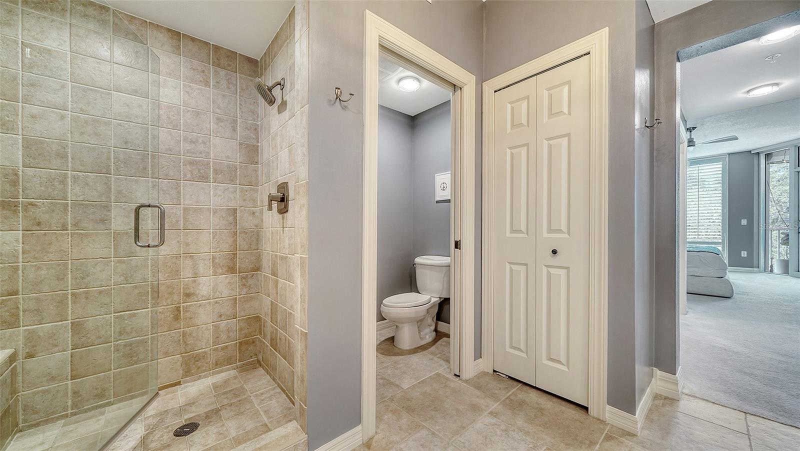 401 N Point Rd #303 Property Photo 27