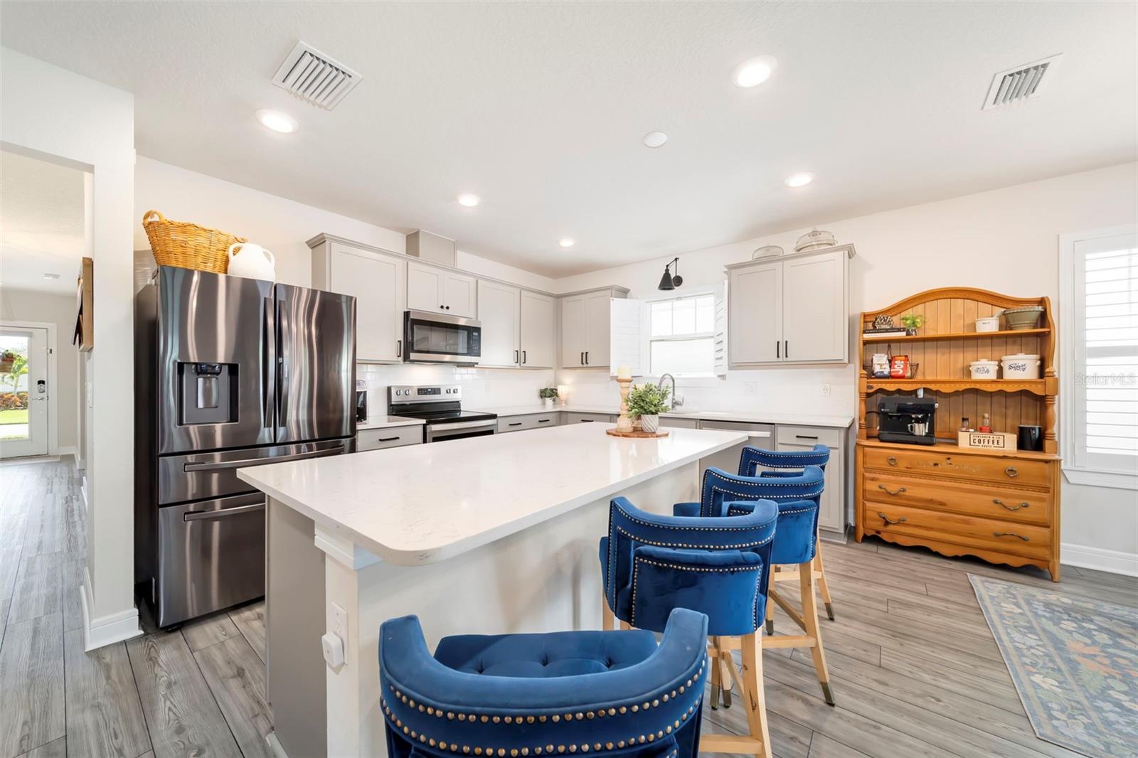 8522 Abalone Loop Property Photo 6