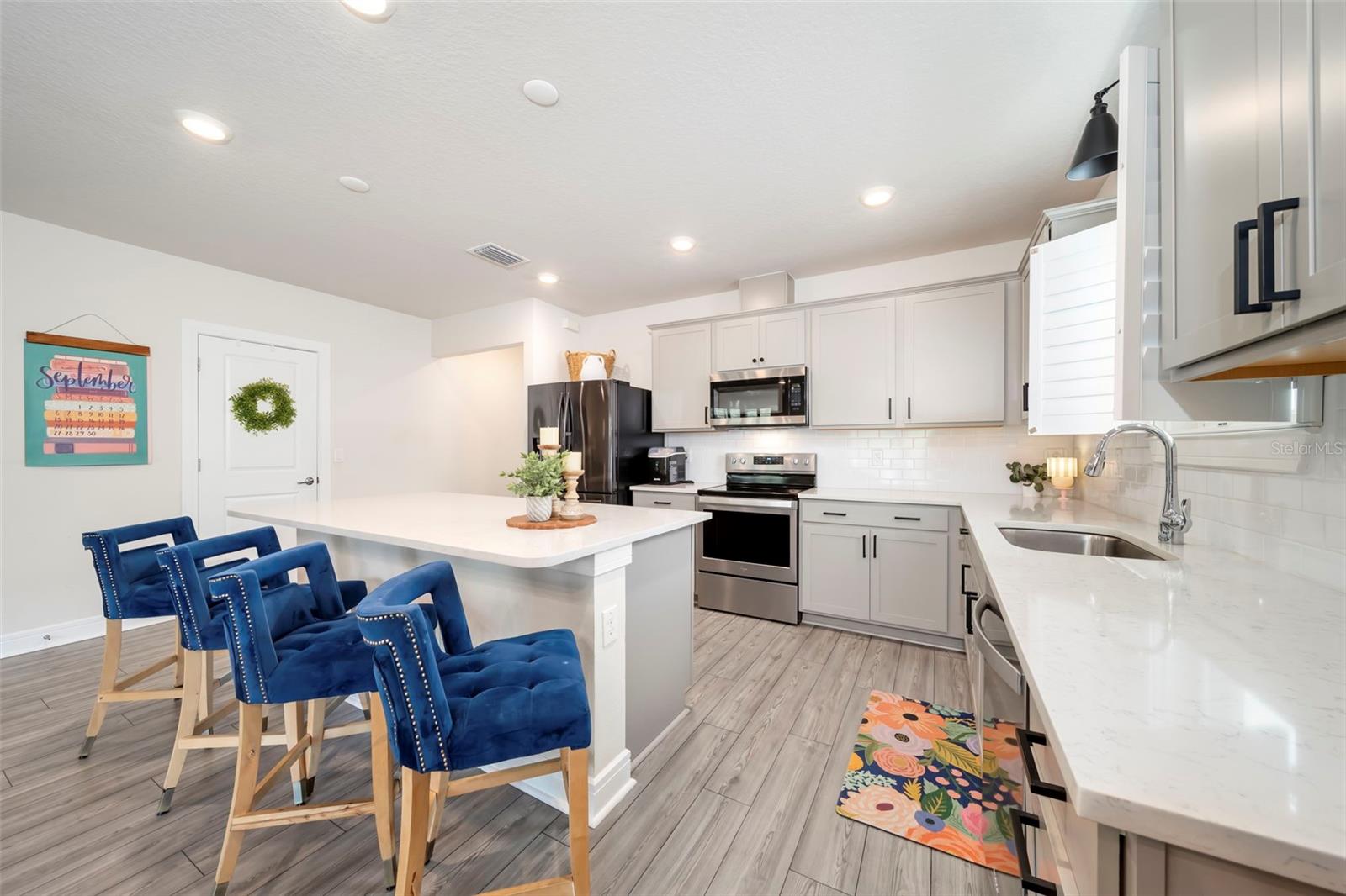 8522 Abalone Loop Property Photo 8