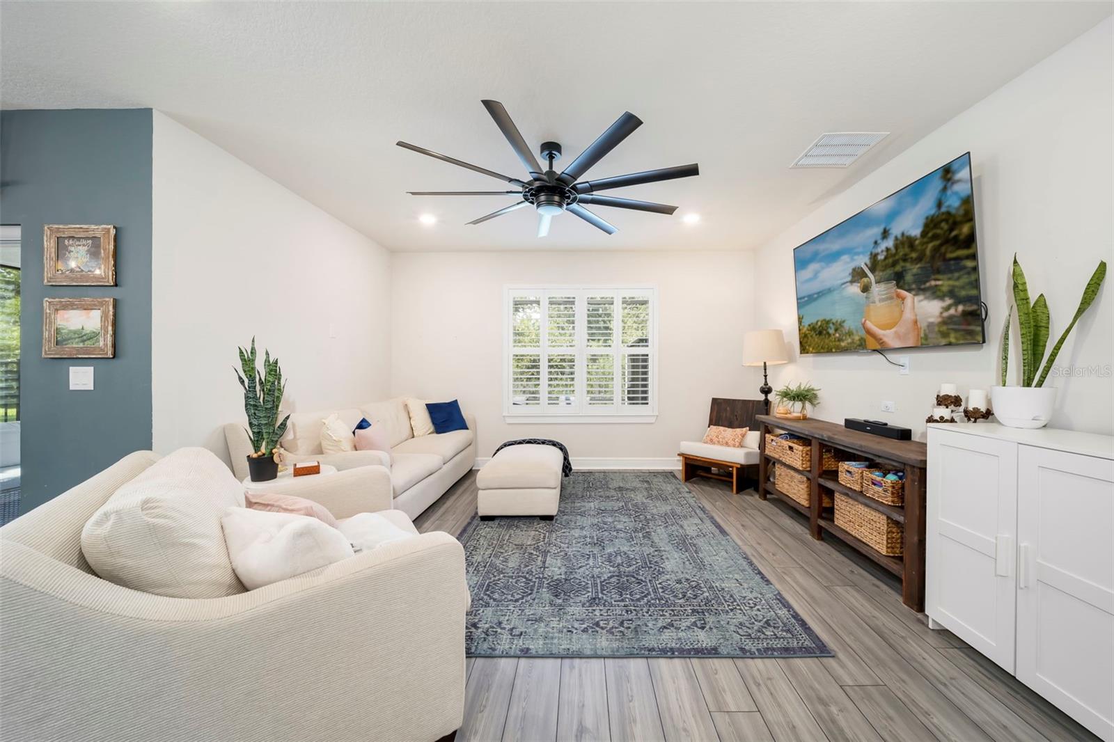 8522 Abalone Loop Property Photo 13