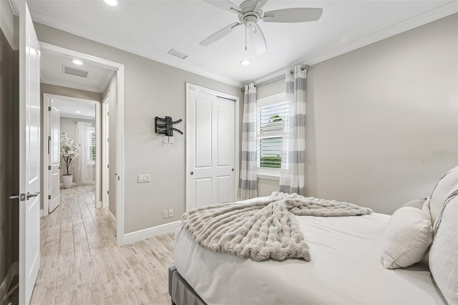 825 Himalayan Run Property Photo 32
