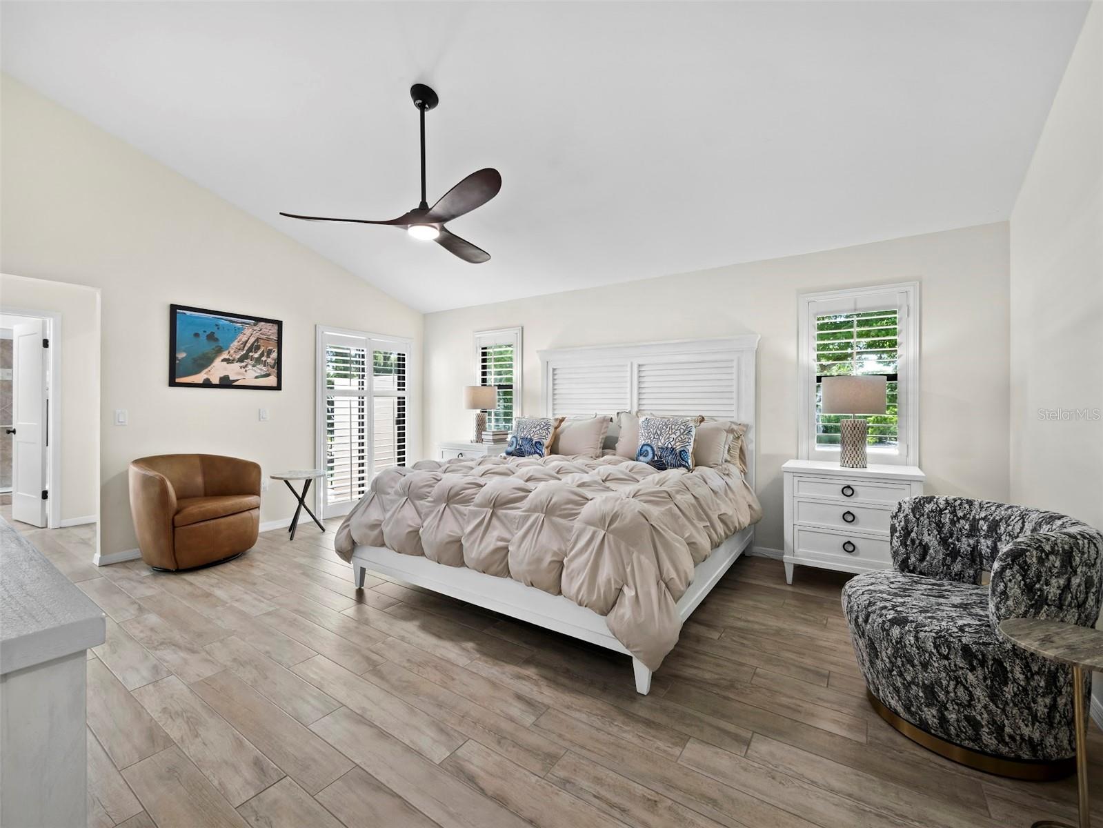 2101 Harbourside Dr #1103 Property Photo 18