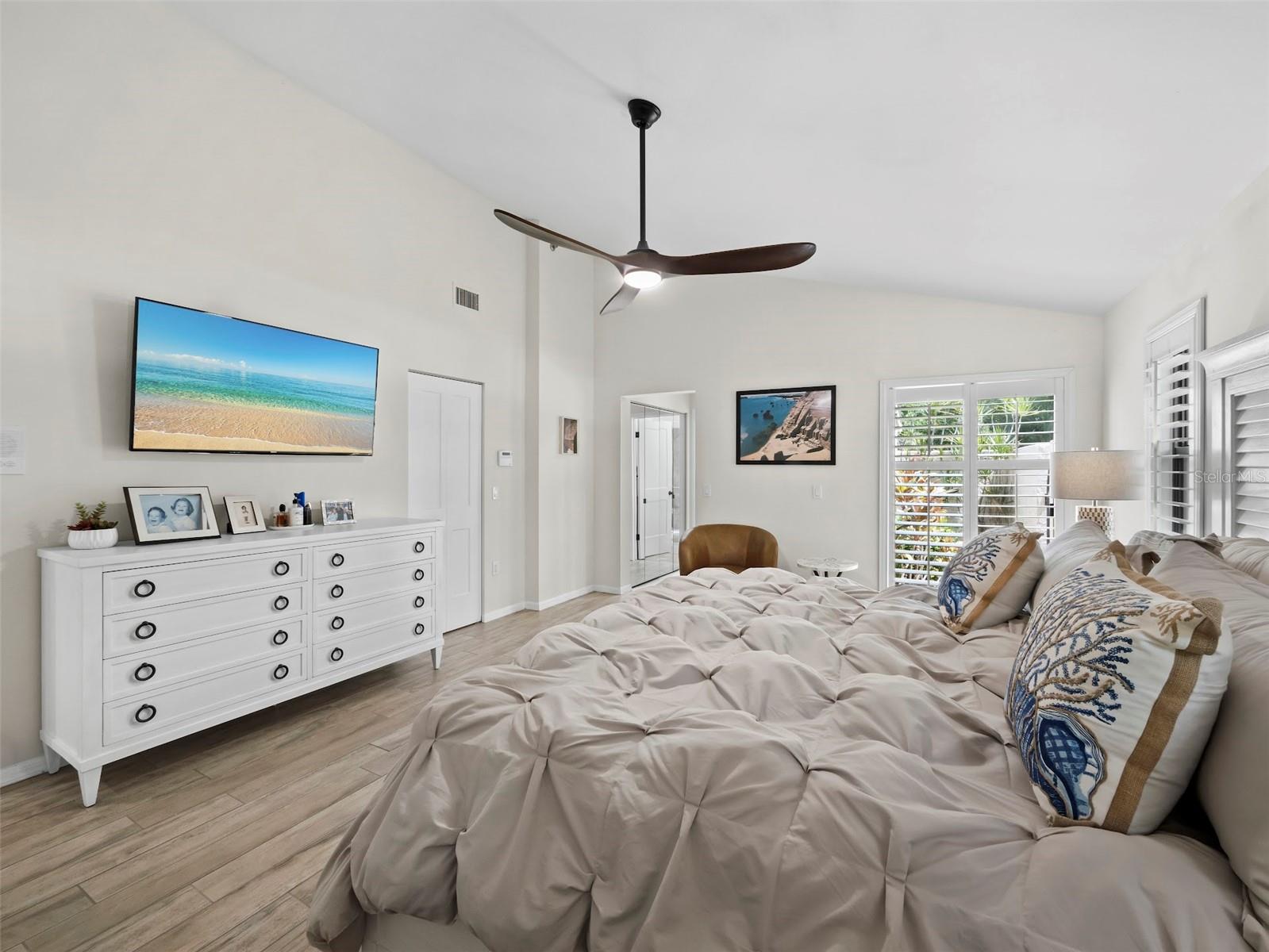 2101 Harbourside Dr #1103 Property Photo 19