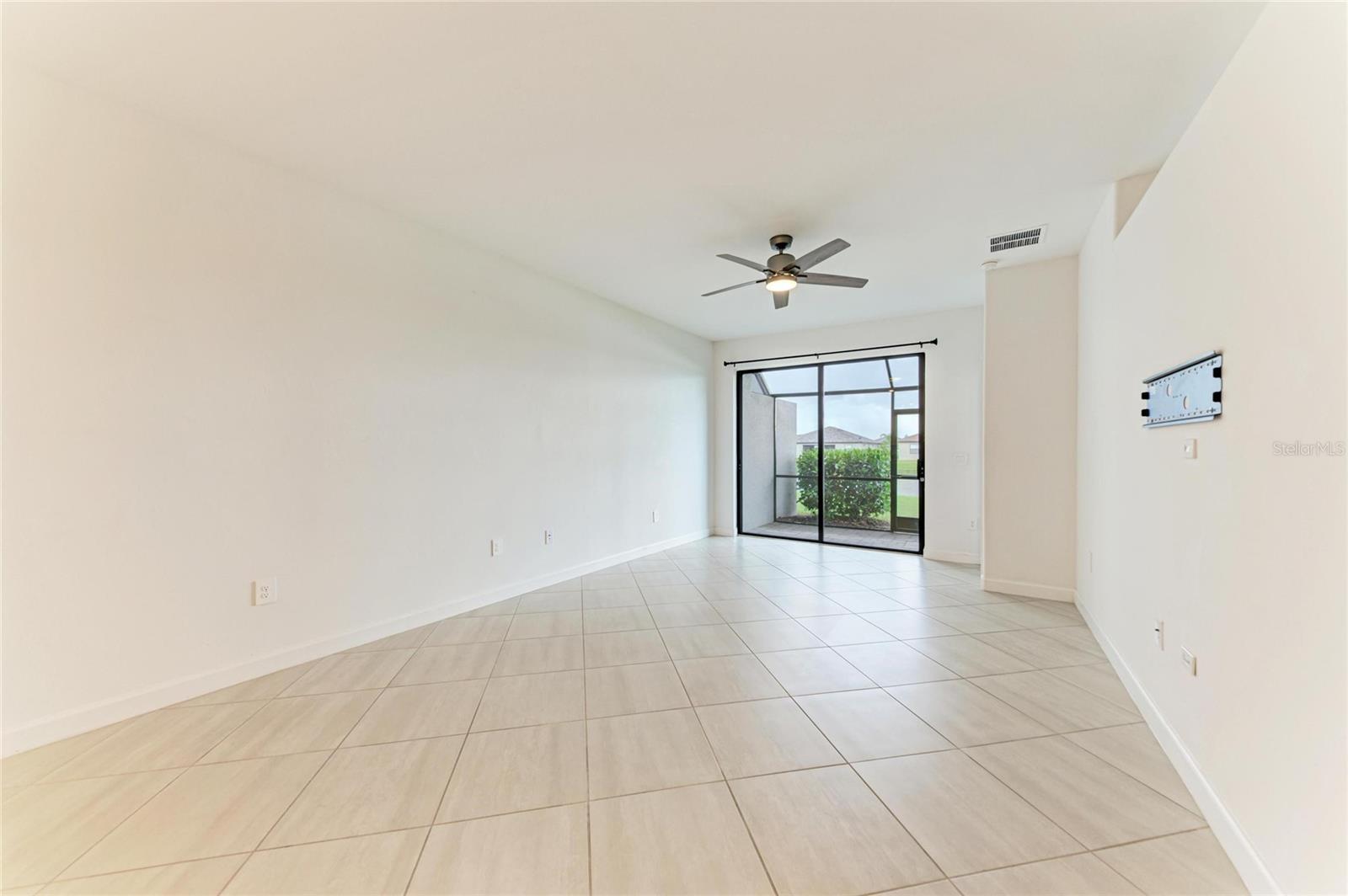 5314 White Sand Cv Property Photo 6