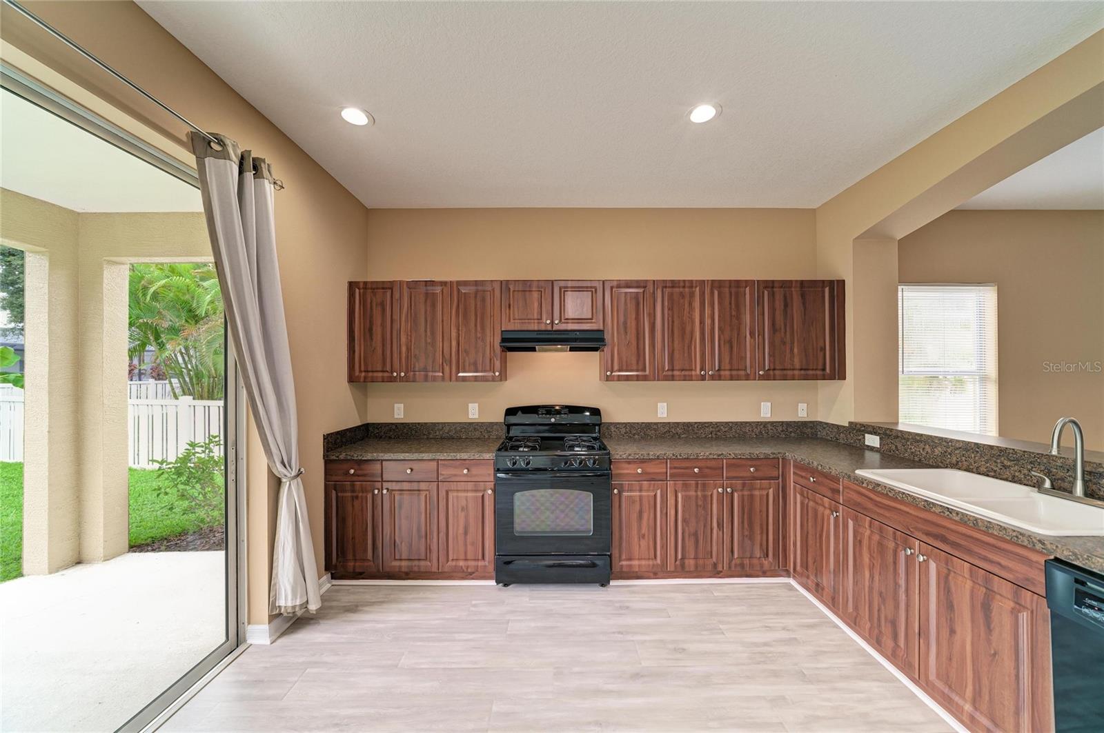4907 Boston Common Gln Property Photo 17