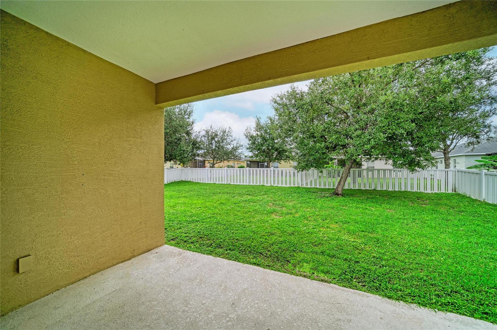4907 Boston Common Gln Property Photo 32