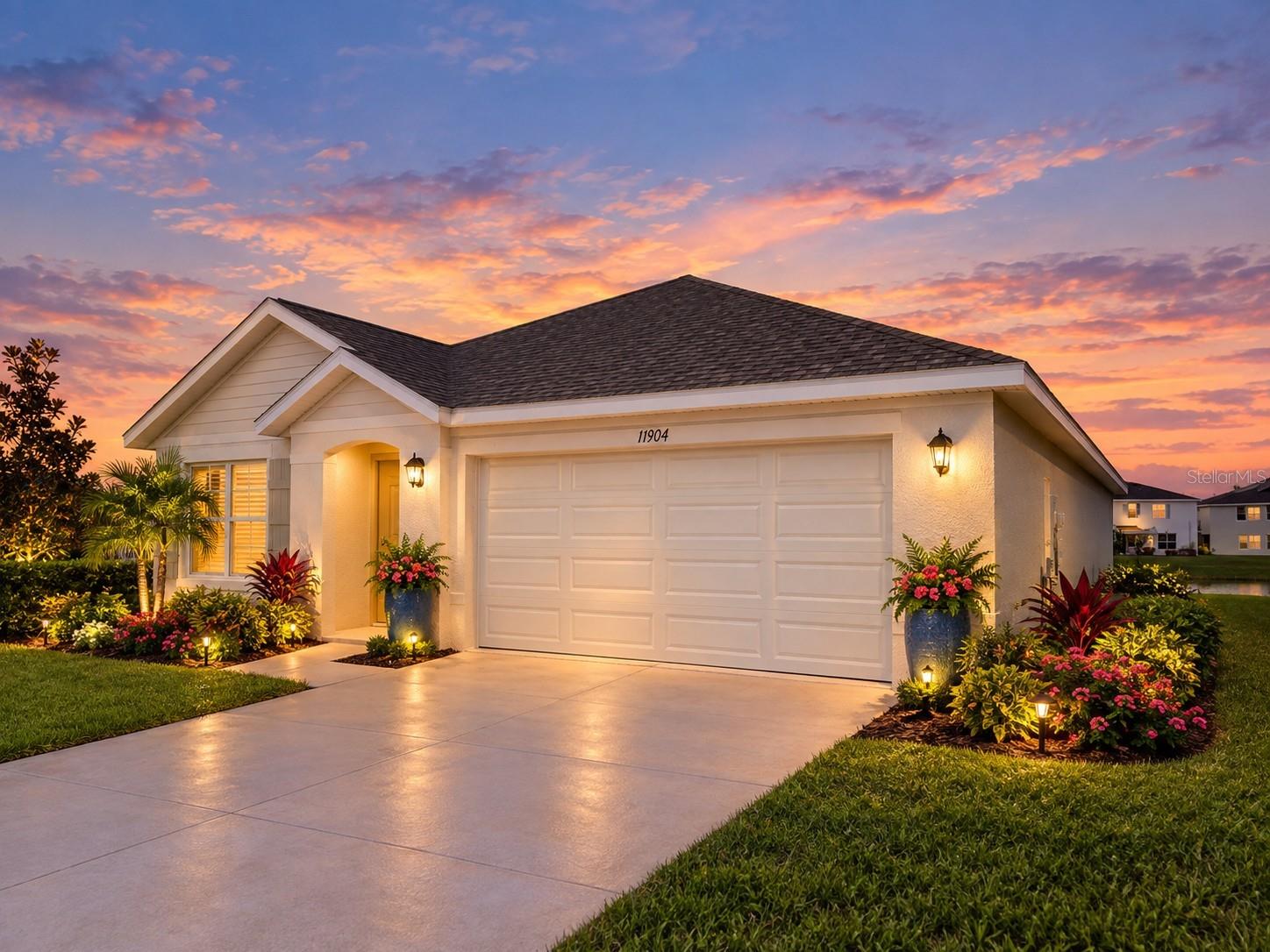 11904 Mountain Island Trl Property Photo 2