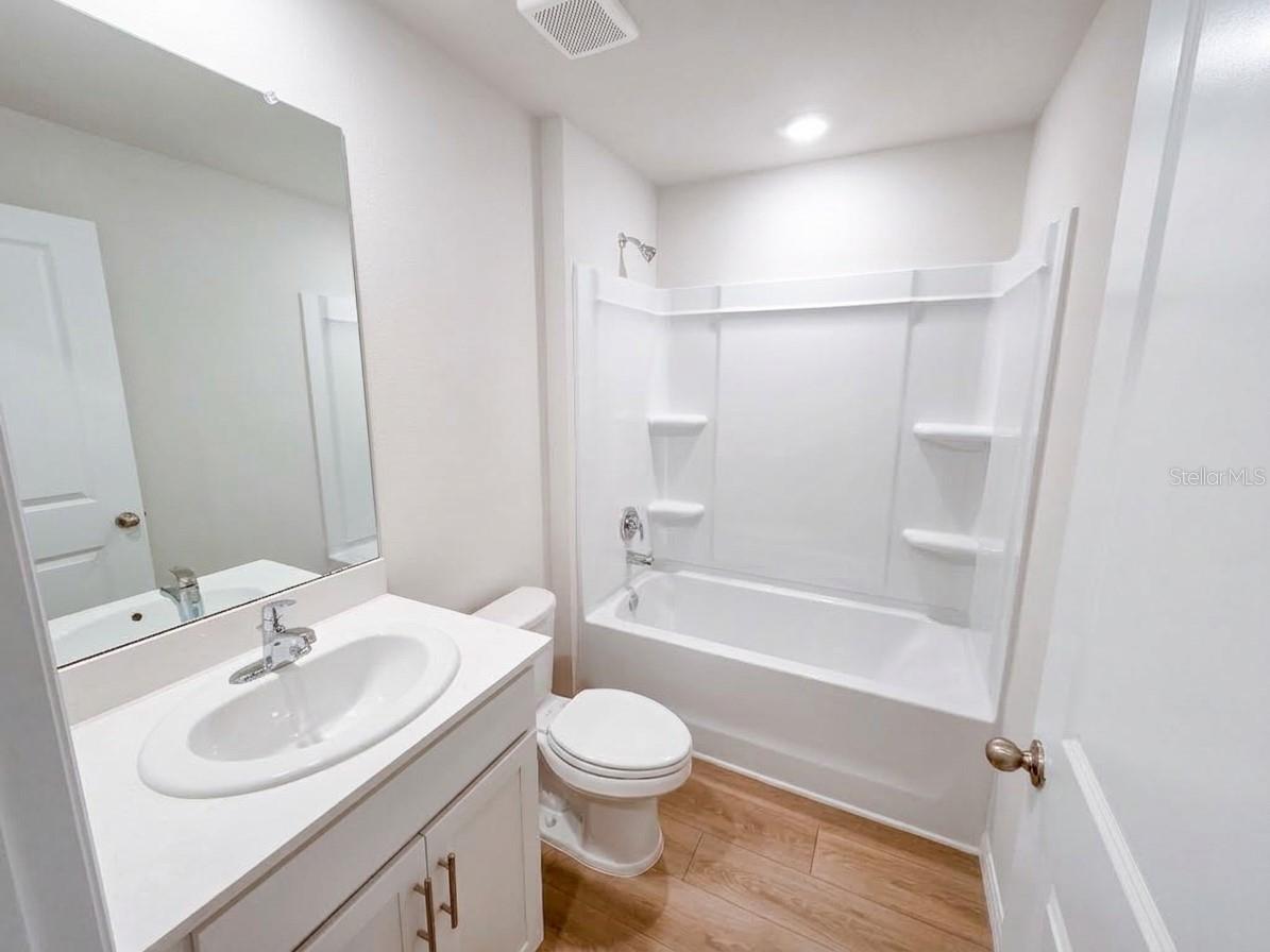 11904 Mountain Island Trl Property Photo 10