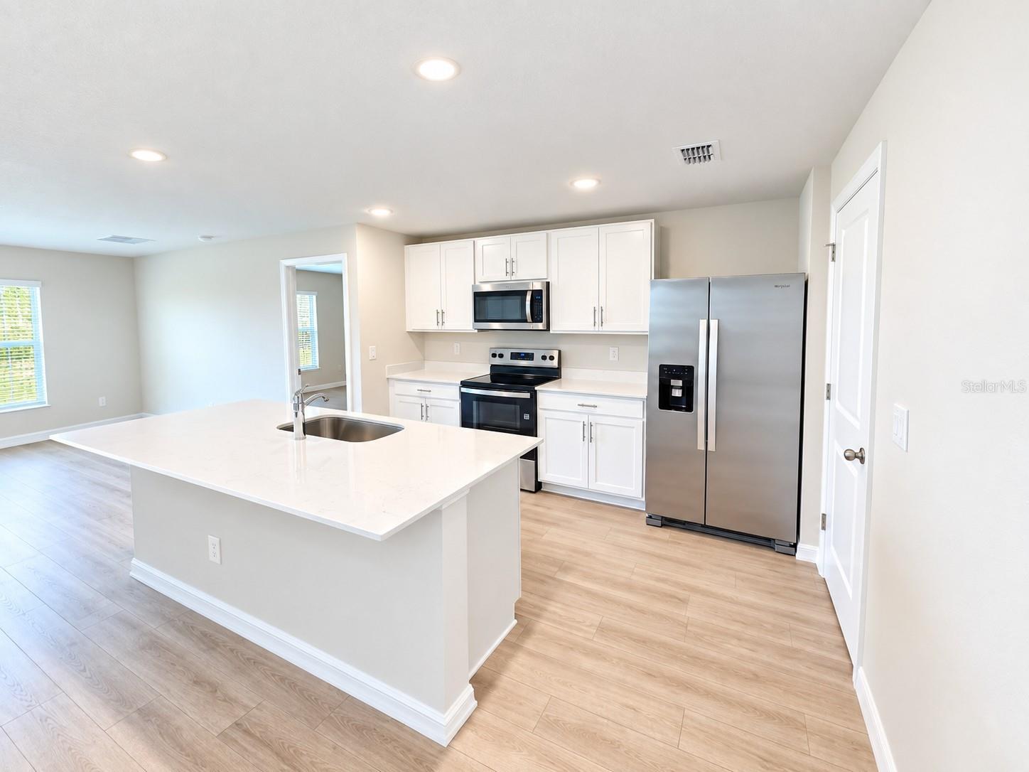 11904 Mountain Island Trl Property Photo 13
