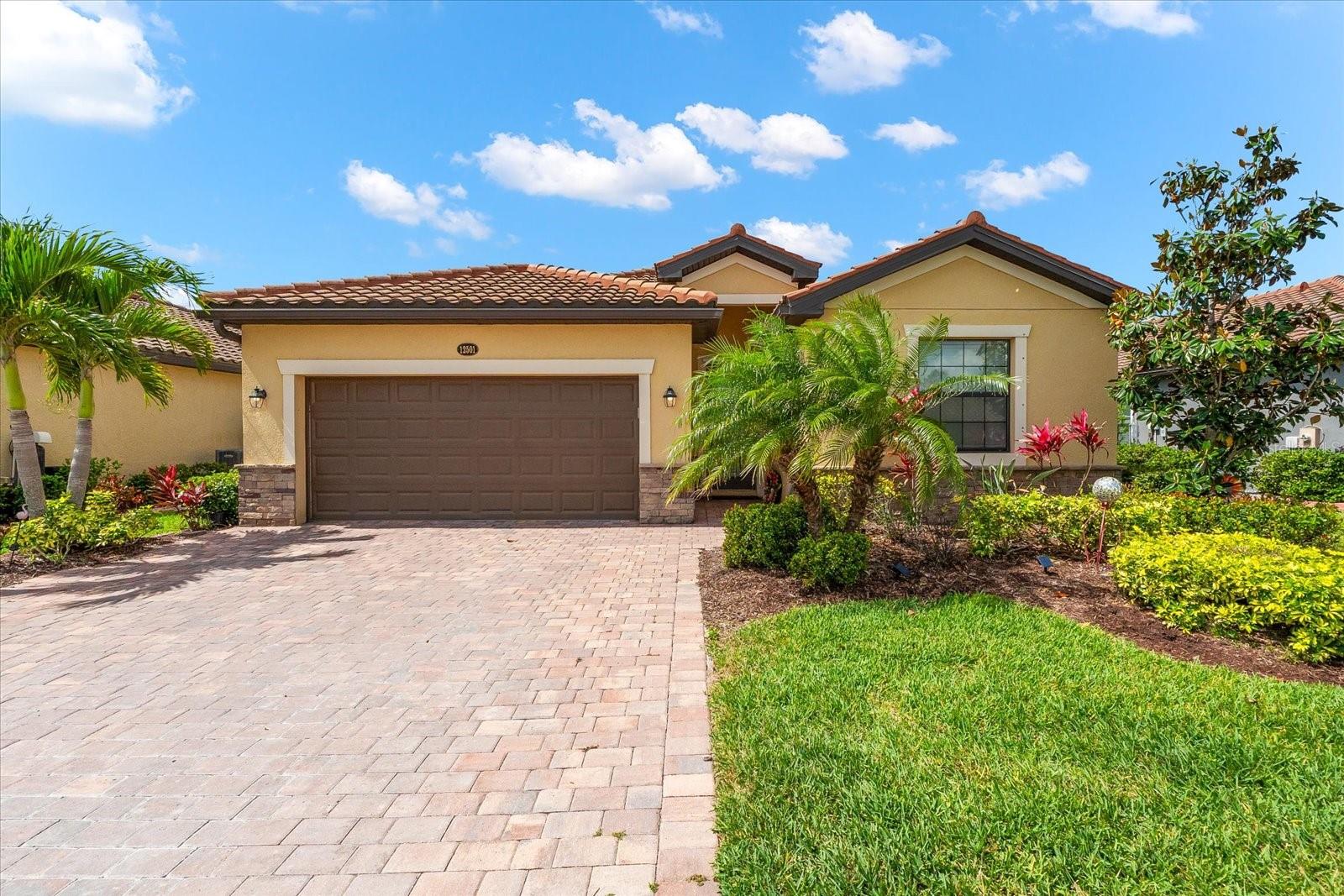 12501 Cinqueterre Dr Property Photo 2