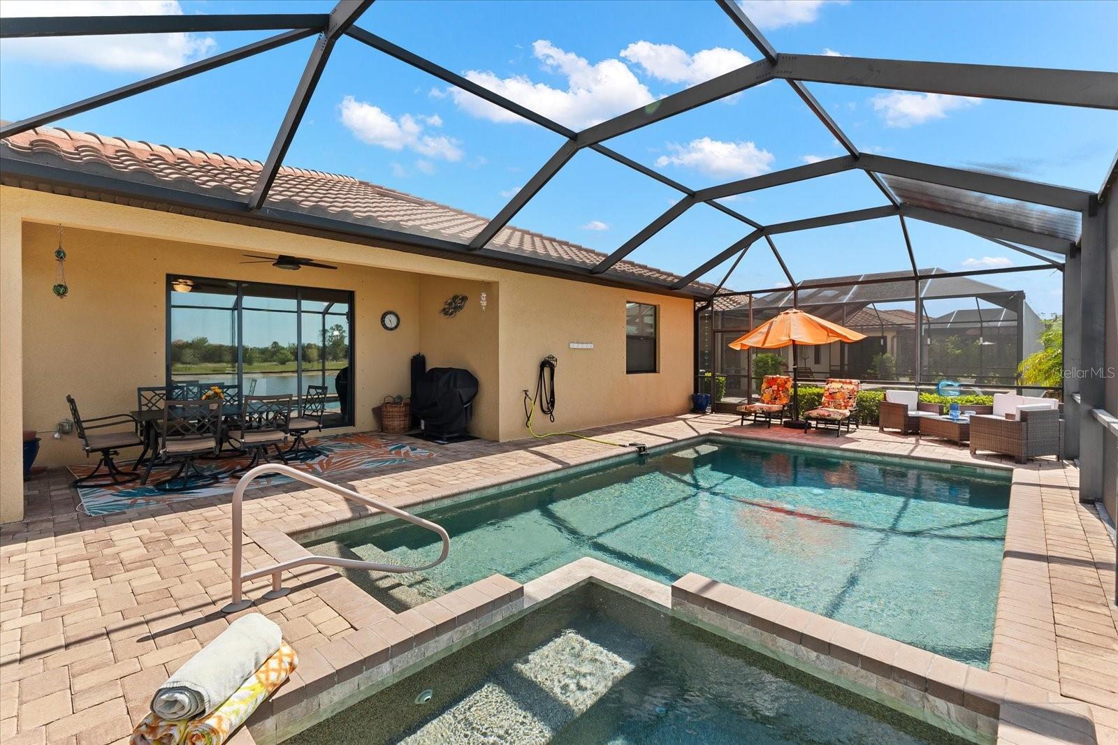 12501 Cinqueterre Dr Property Photo 28