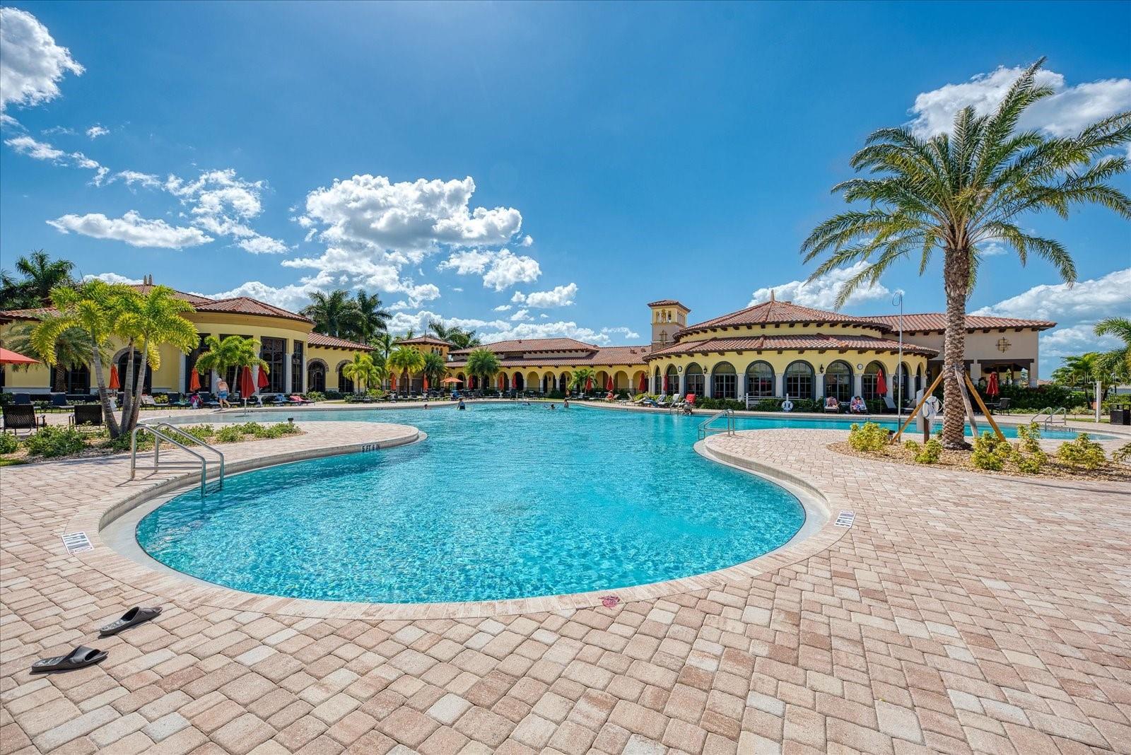 12501 Cinqueterre Dr Property Photo 37