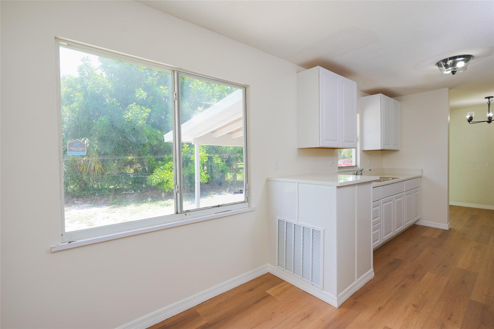 6515 3rd Street Ct W Property Photo 25