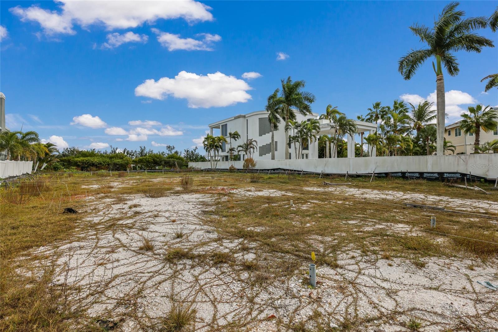 7094 Longboat Dr E Property Photo 18